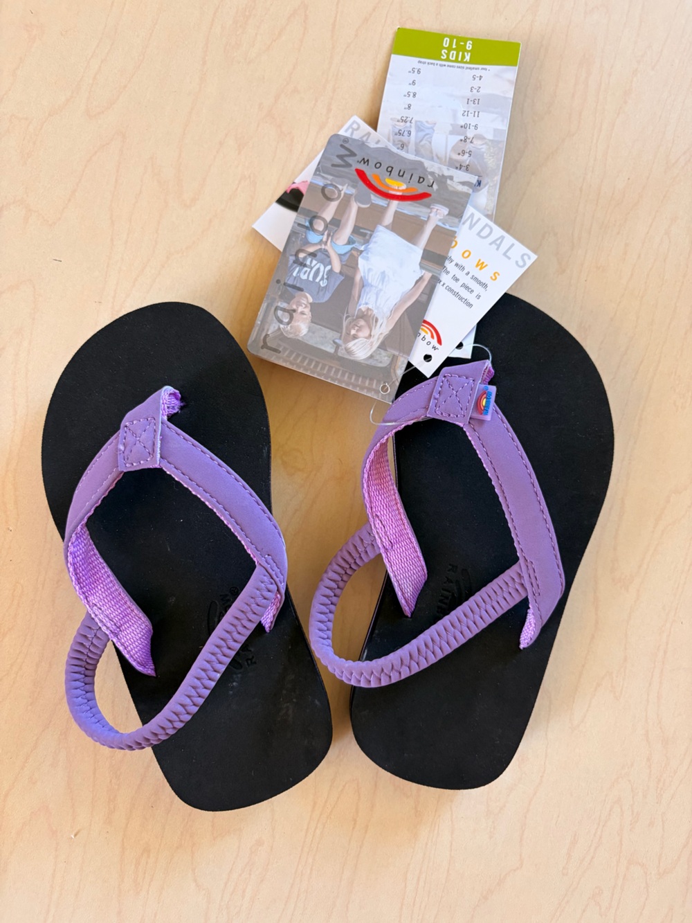 NEW Toddler 9/10 Rainbow Purple Flip Flop Sandals - Stylish Beach Shoes
